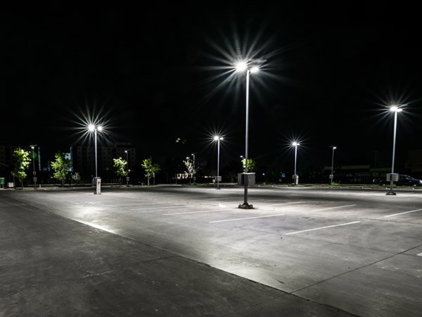 outdoor commercial lighting